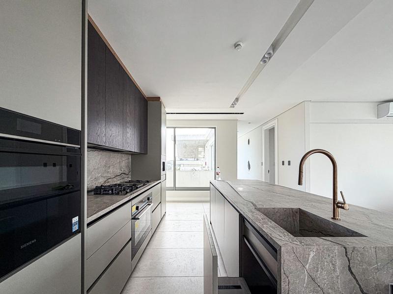 3 Bedroom Property for Sale in Fresnaye Western Cape